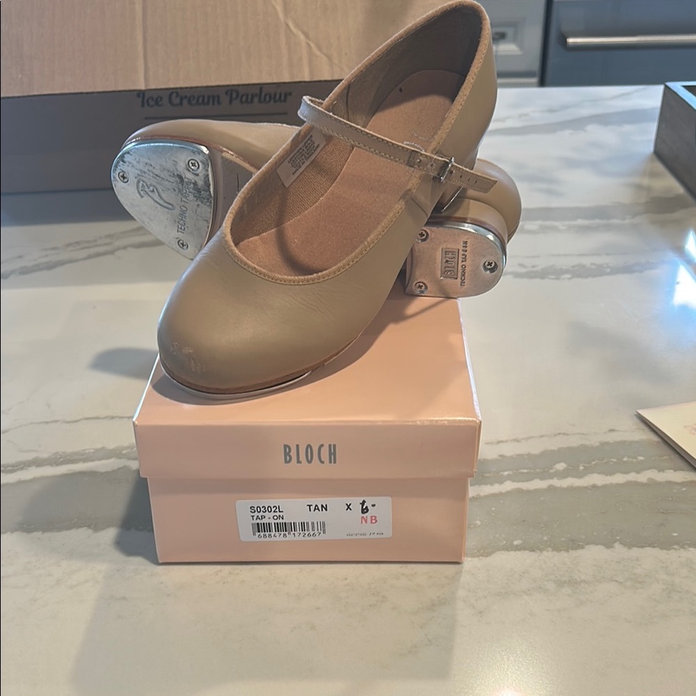 Bloch Women's Tan Tap Shoes